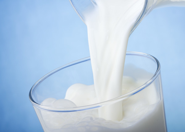 국산 냉장 우유의 음용 비중은 약 61%로 압도적으로 나타난 반면 수입산 멸균우유를 음용한다고 답한 비중은 약 7%로 낮았다. 