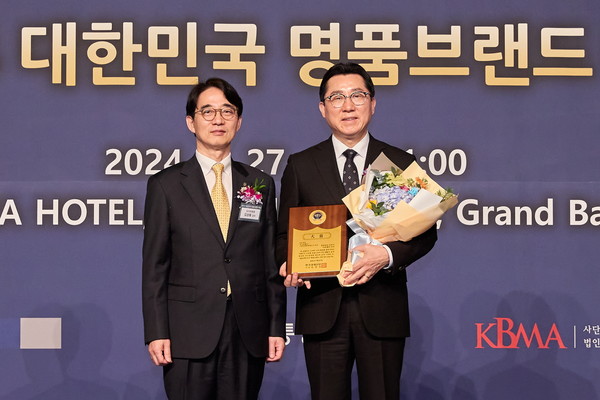 아산시 도시브랜드 ‘아트밸리 아산’이 대한민국 명품브랜드 대상에서 2년 연속 지자체 도시브랜드 부문 대상 수상의 영예를 안았다. 