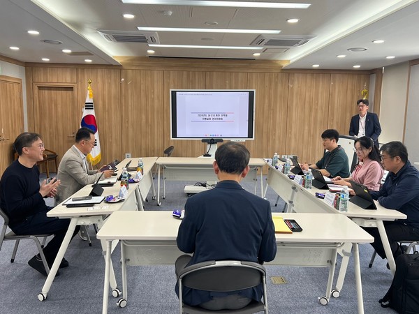 축산물품질평가원이 축산물이력제 이행실태 평가 위원회를 진행하고 있다