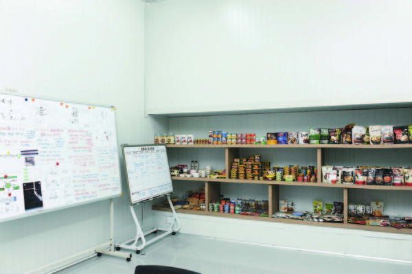 협진이 식품회사들과 협업을 통해 만든 제품.