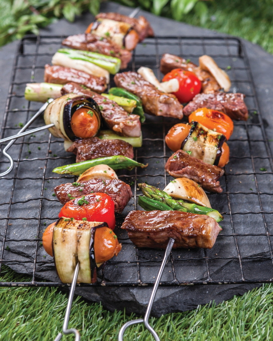 이국적인 바비큐 스타일 ’한우 슈하스코‘