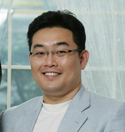 신임 홍성철 휴브파마 한국지사장.