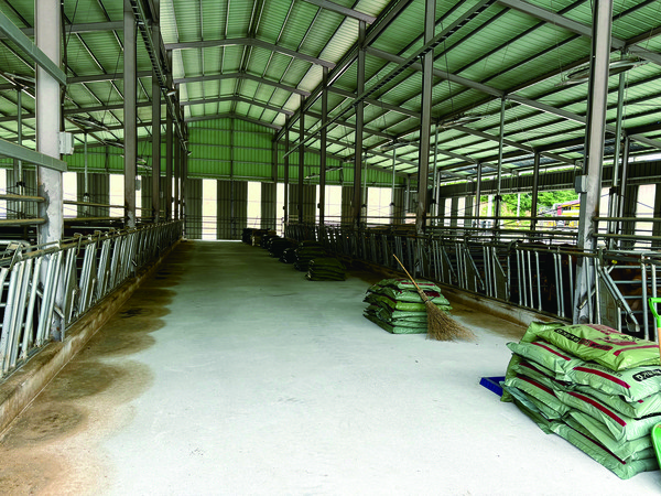 국내 축산농가들이 탄소중립, 친환경축산, 동물복지 등 축산환경 개선을 위한 다양한 활동들을 진행하며 주목을 받고 있다.