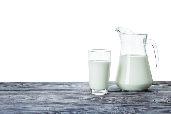 내년부터 FTA로 인해 유제품의 무관세 수입이 예정돼 있어 국산 유제품의 자급률 제고가 필요하단 지적이 이어지고 있다.