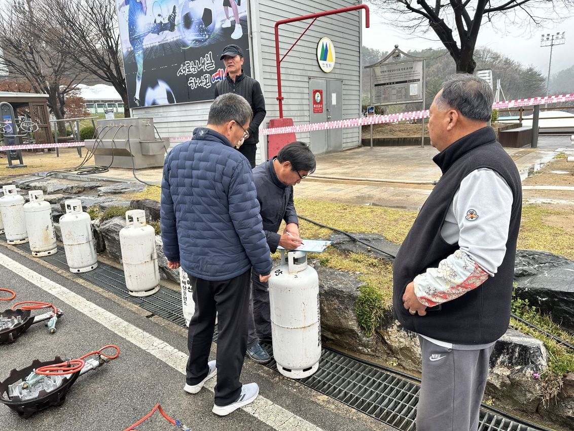 예산군은 지난해 26건의 축제·행사에 이어 올해 4·3독립만세운동 기념행사, 예산 윤봉길 전국 마라톤 대회 등 4월부터 시작된 4곳의 축제·행사에 대한 안전점검을 실시했다