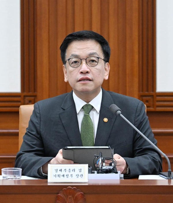 최상묵 부총리가 모두발언을 하고 있다.