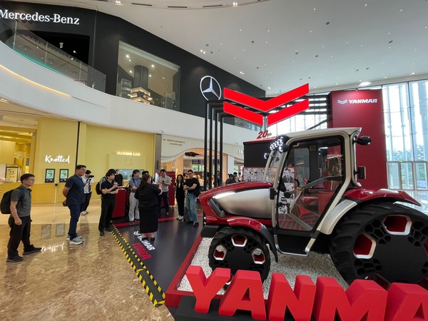 얀마의 미래콘셉트 트랙터 YT-VL