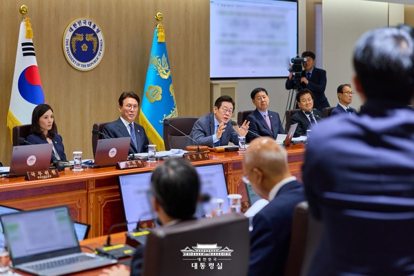 이재명 대통령 주재로 열린 국무회의 모습. [대통령실 제공]
