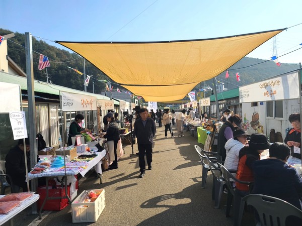  ‘제5회 다시, 함께하는 축제! 천의장터’ 모습