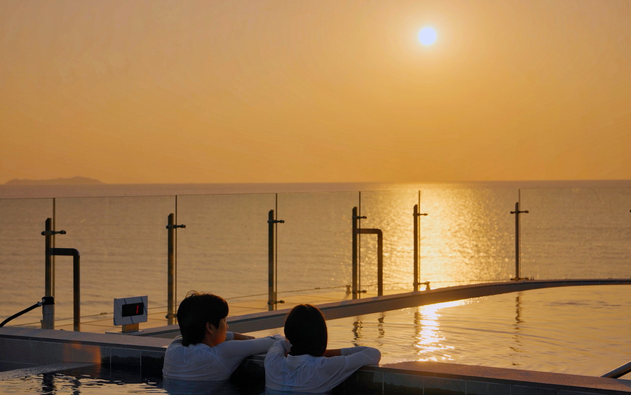 태안 해양치유센터에서 바라보는 석양