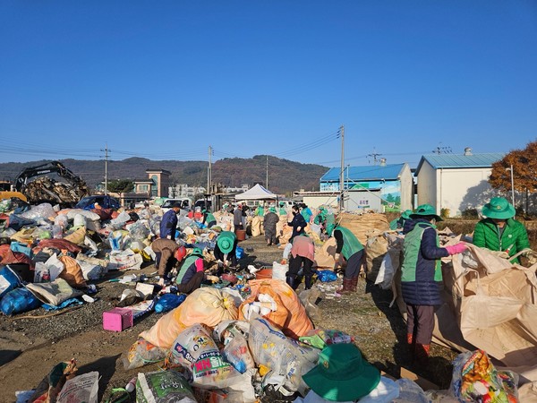 각 마을에서 수집한 재활용품 