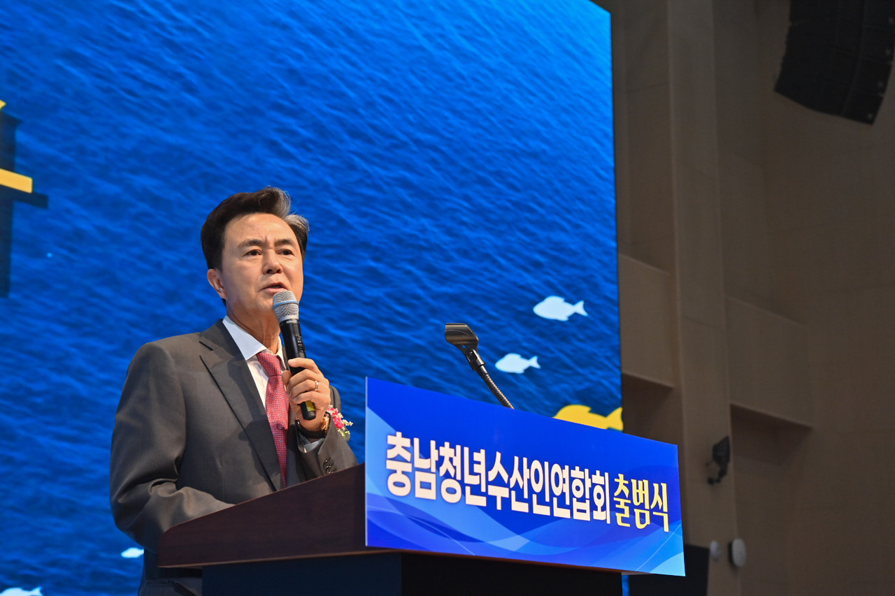 격려사를 하고 있는 김태흠 충남도지사