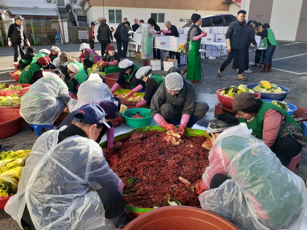 풍세면 ‘사랑의 김장김치 나눔 행사’