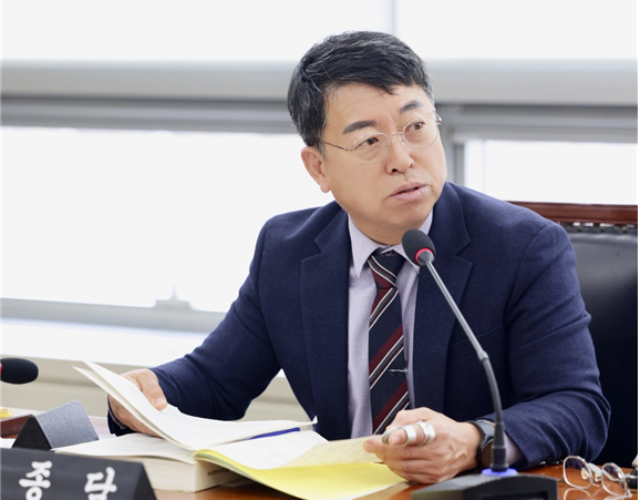 이종담 의원(민주당, 불당1·2동)