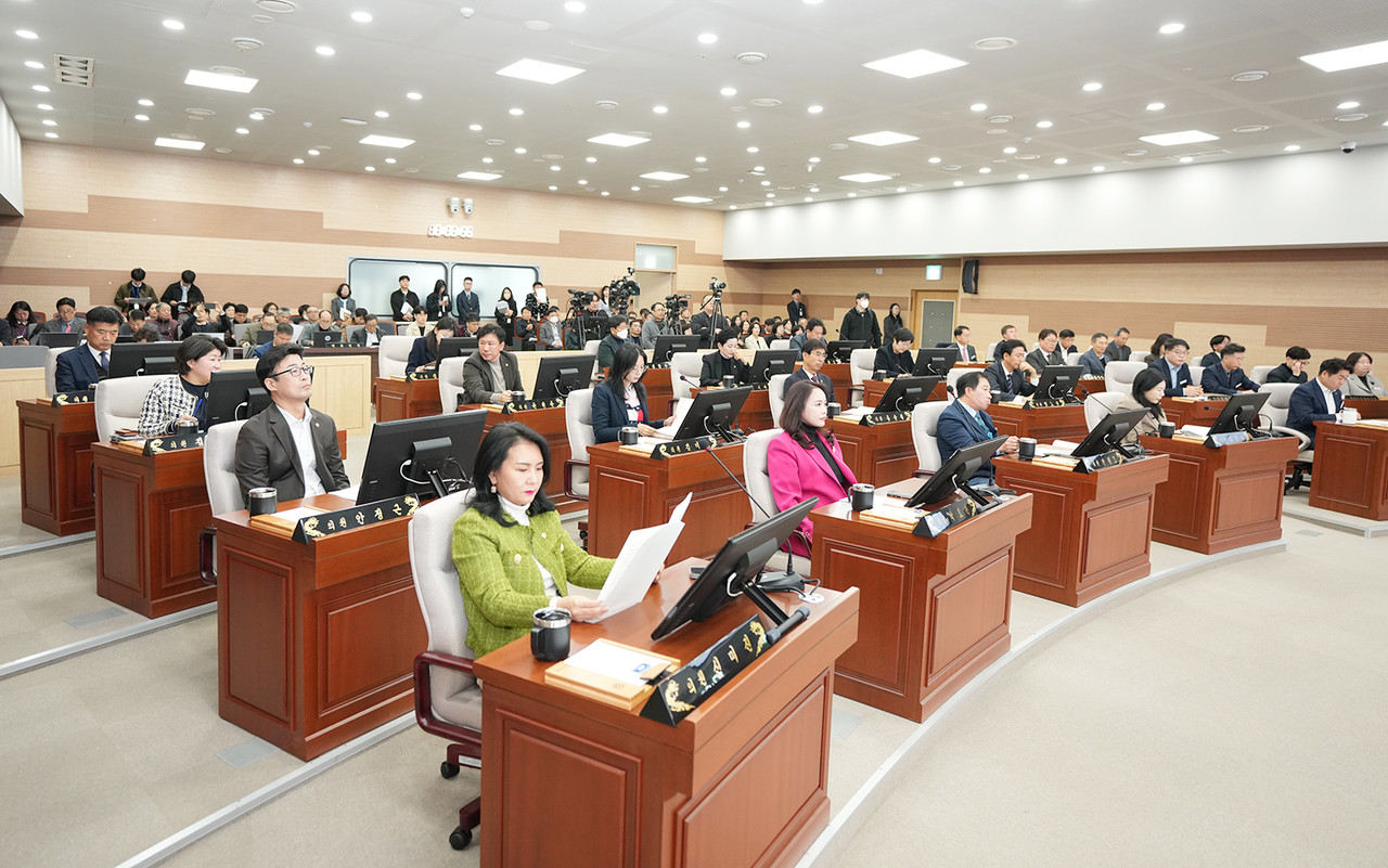 아산시의회 전경