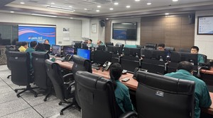 보령 해상 어선 침몰...7명 구조·선장 1명 실종 수색 총력 - 뉴스 썸네일 이미지