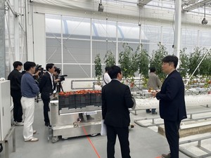 현장 의견 반영 농업로봇 상용화...자율주행 정밀도·작업 효율 높아져 - 뉴스 썸네일 이미지